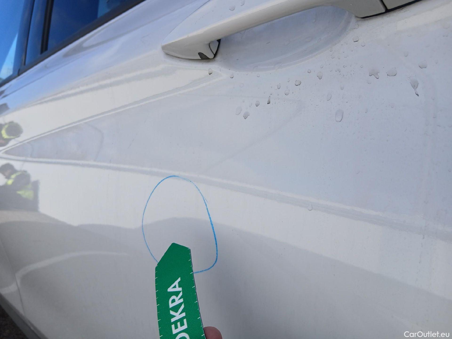  Bmw  X1 BMW  / 2019 / 5P / todoterreno sDrive18dA Corporate (AC4) #17