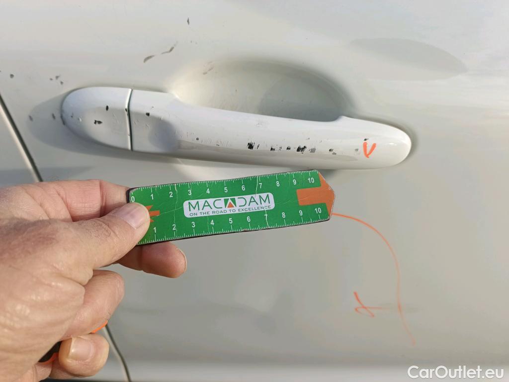  Nissan  Juke NISSAN  / 2014 / 5P / crossover G.E6D-Temp 83kW (112 CV) 5M/T ACENTA (CX) #34