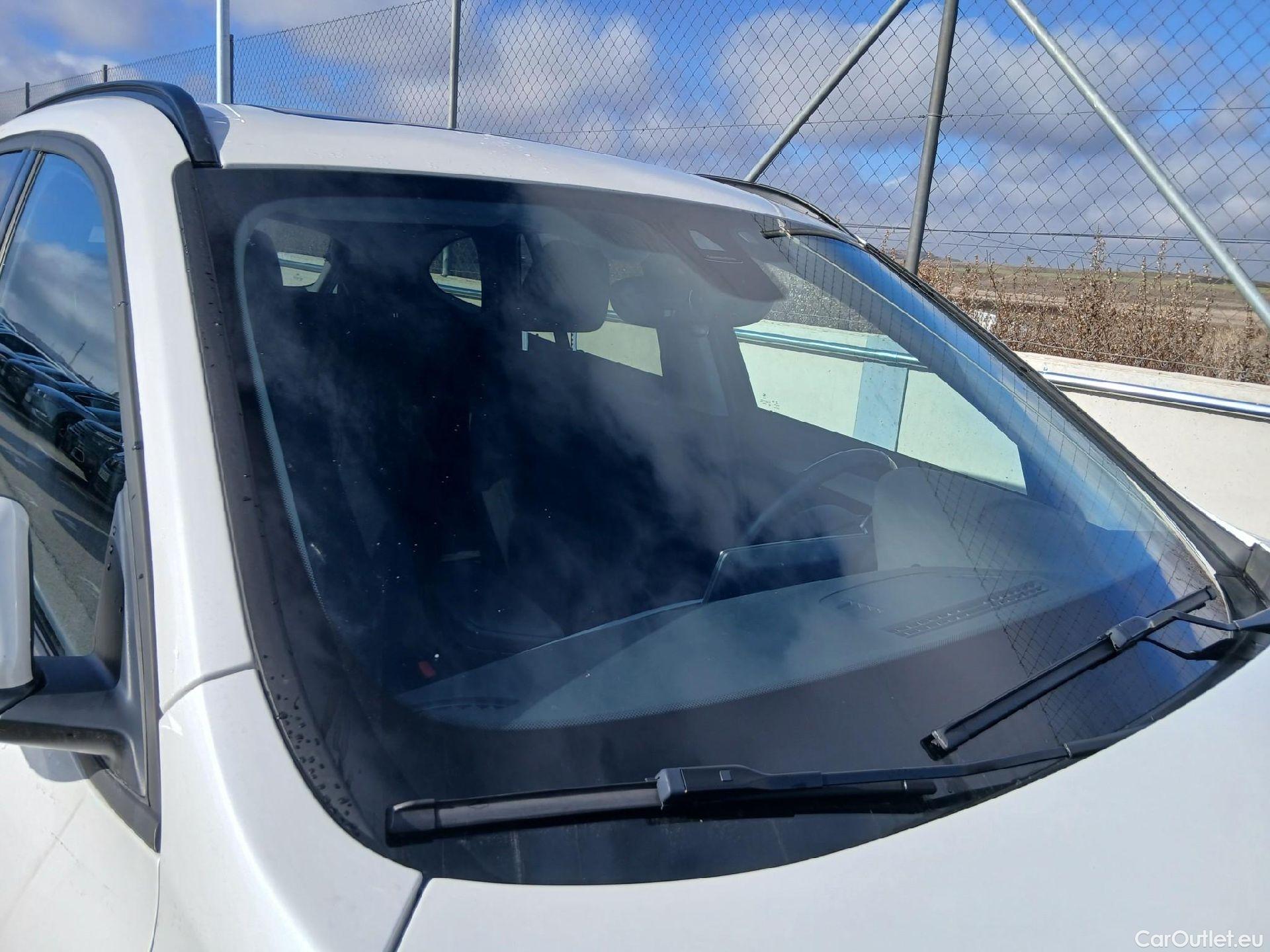  Bmw  X1 BMW  / 2019 / 5P / todoterreno sDrive18dA Corporate (AC4) #9