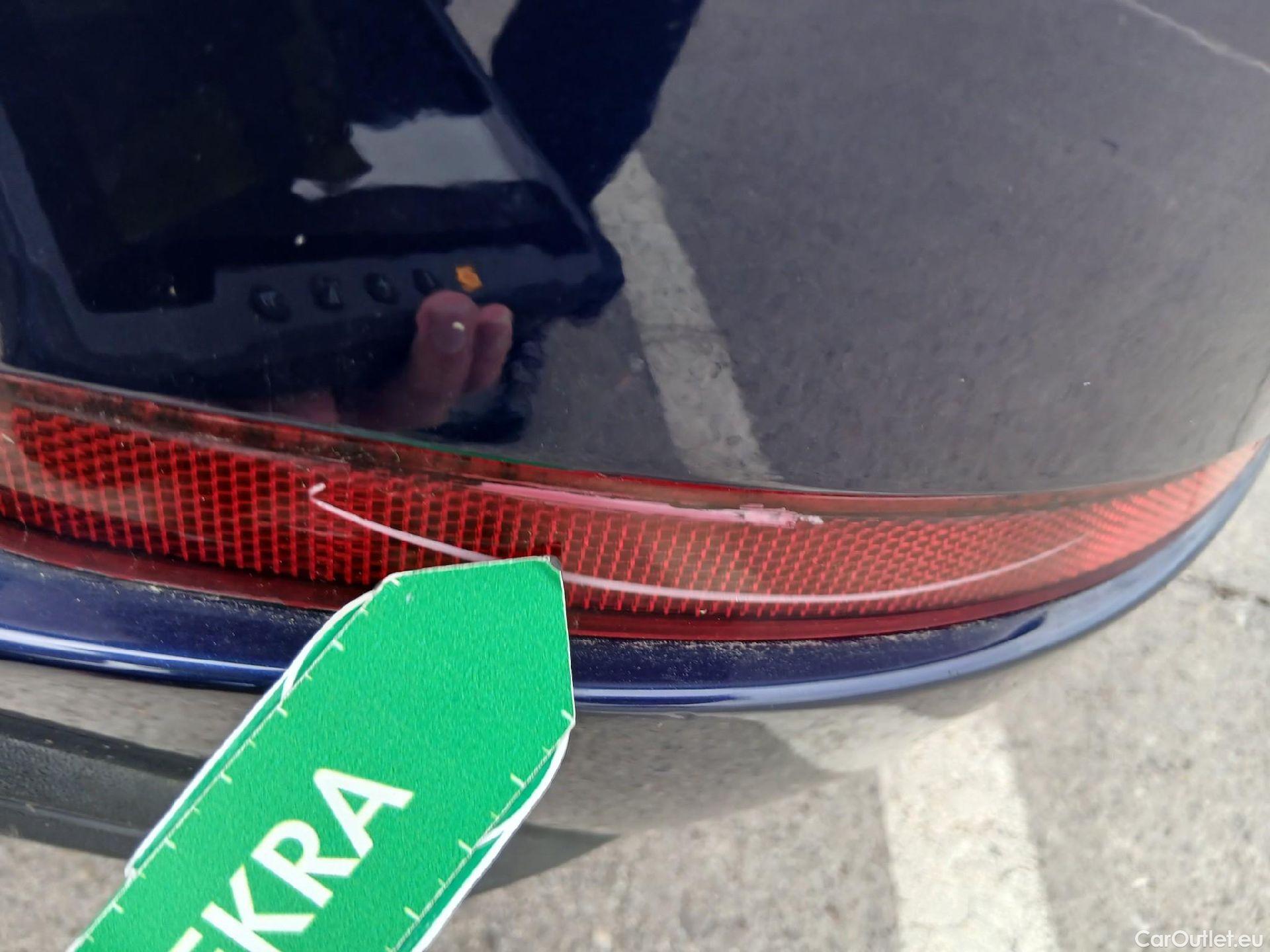  Volkswagen  Golf  VOLKSWAGEN / 2016 / 5P / familiar Last Edition 1.5 TSI 96kW(130CV) Variant #28