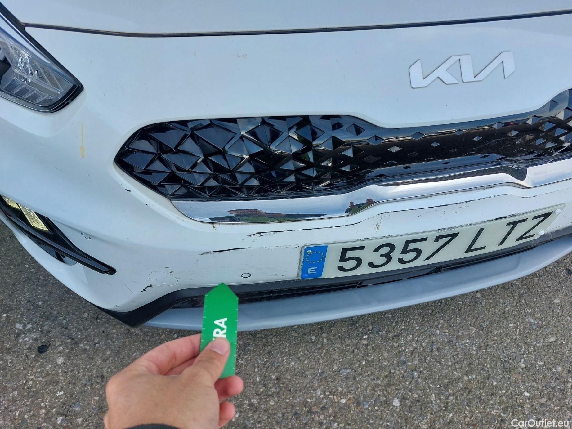  KIA  Niro KIA  / 2019 / 5P / crossover 1.6 GDi PHEV 104kW (141CV) Drive #5