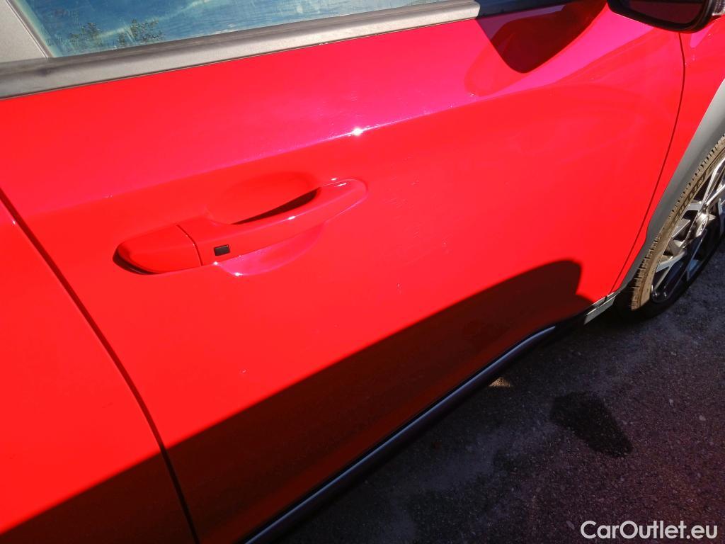  Hyundai  Konna HYUNDAI Kona / 2020 / 5P / todoterreno 1.6 GDI HEV Style Sky DCT #36