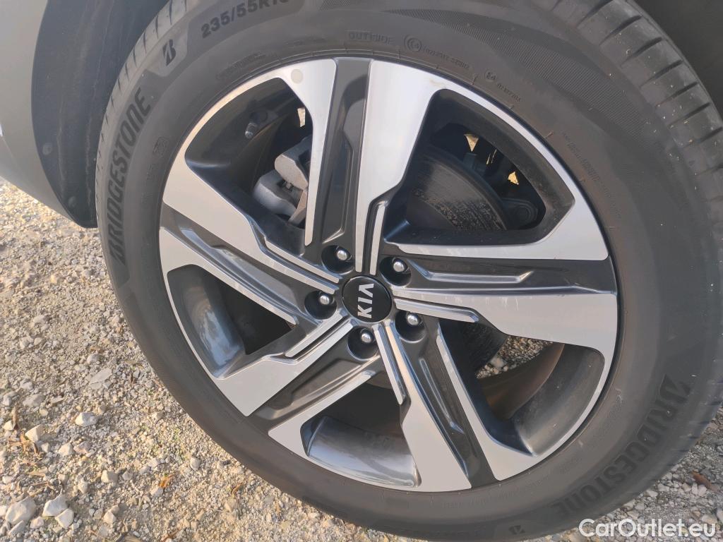  KIA  Sorento KIA  / 2020 / 5P / todoterreno 1.6 T-GDi HEV Emotion 4x2 7pl (P.Luxury) #22