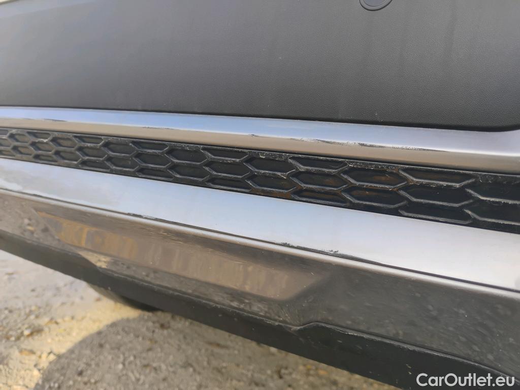  KIA  Sorento KIA  / 2020 / 5P / todoterreno 1.6 T-GDi HEV Emotion 4x2 7pl (P.Luxury) #12