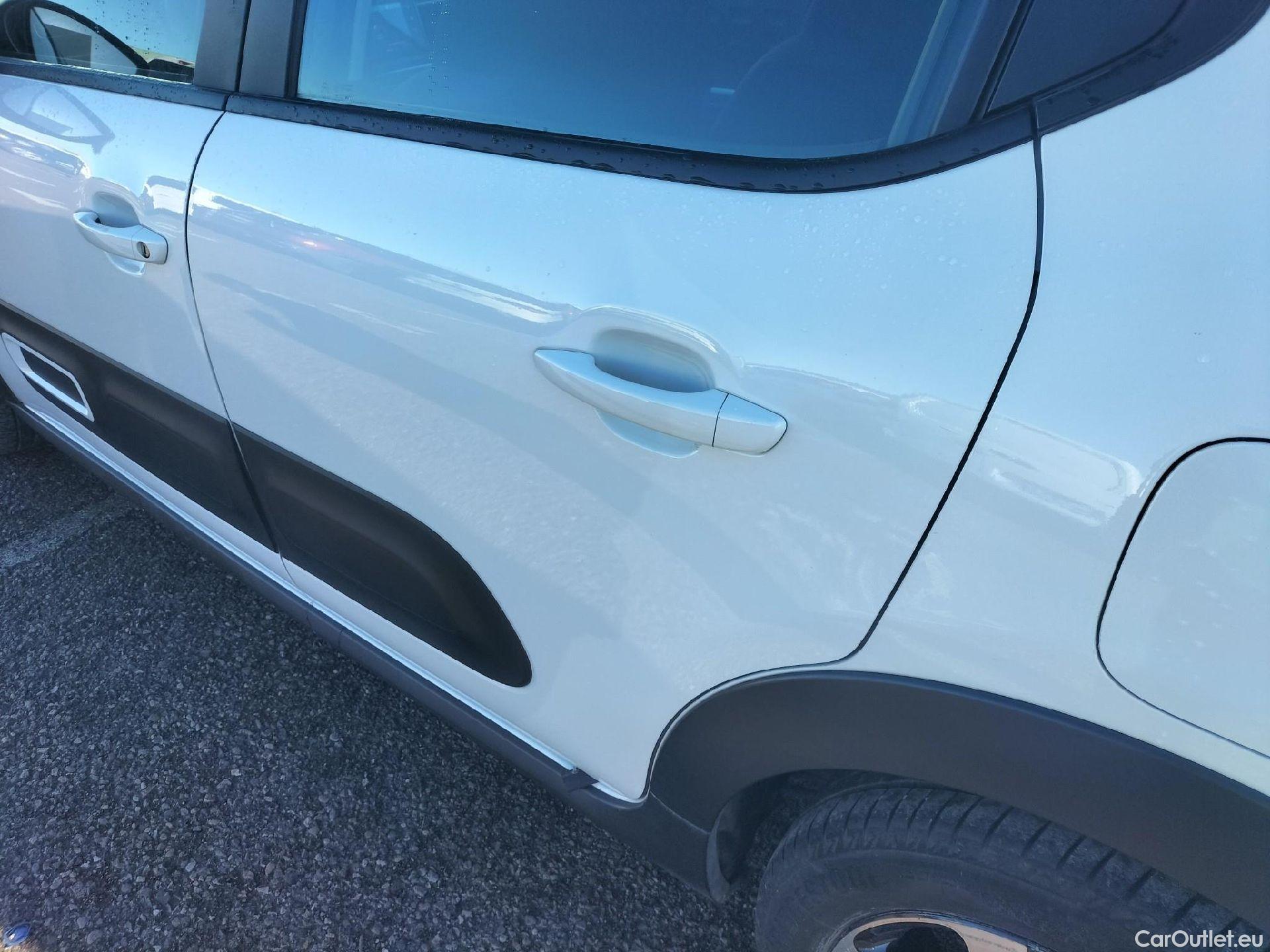  Citroen  C3 CITROEN  / 2020 / 5P / berlina con portón PureTech 60KW (83CV) Feel Pack #21