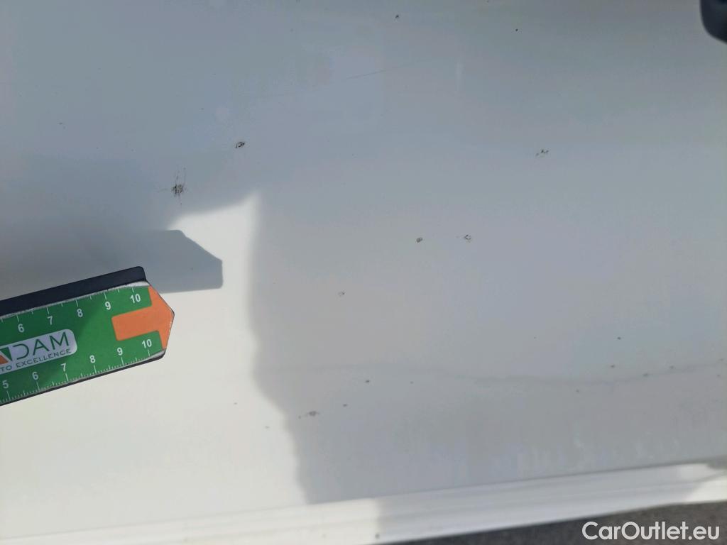  Mercedes  A-Klasse MERCEDES-BENZ Clase A / 2018 / 5P / berlina con portón A 250 e #20