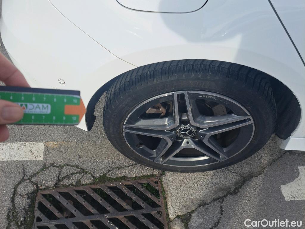  Mercedes  A-Klasse MERCEDES-BENZ Clase A / 2018 / 5P / berlina con portón A 250 e #5