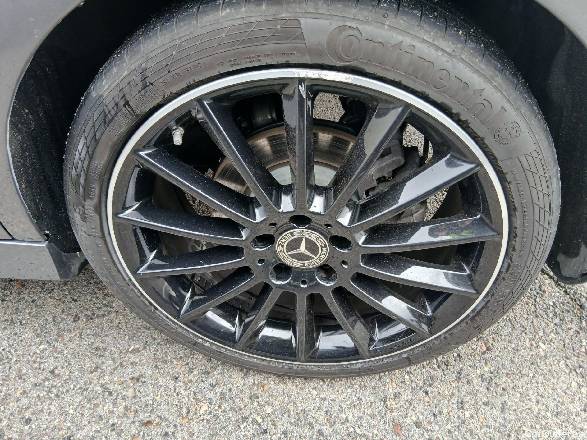  Mercedes  CLA-Klasse MERCEDES-BENZ CLA / 2019 / 4P / coupé CLA 200 #26