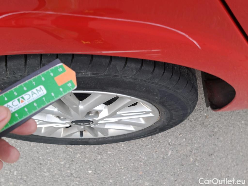  KIA  Picanto KIA  / 2020 / 5P / berlina con portón 1.0 DPi 49kW (67CV) Concept Pack Comfort #10