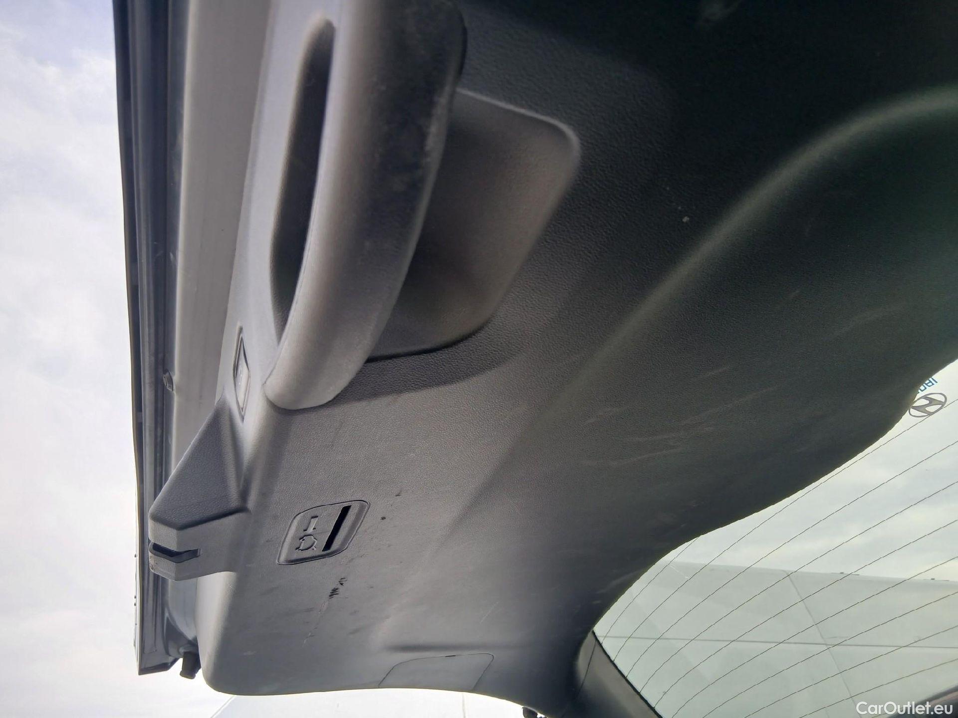  Hyundai  Tucson HYUNDAI  / 2020 / 5P / todoterreno 1.6 TGDI PHEV 195kW Tecno Sky Auto 4x4 #4