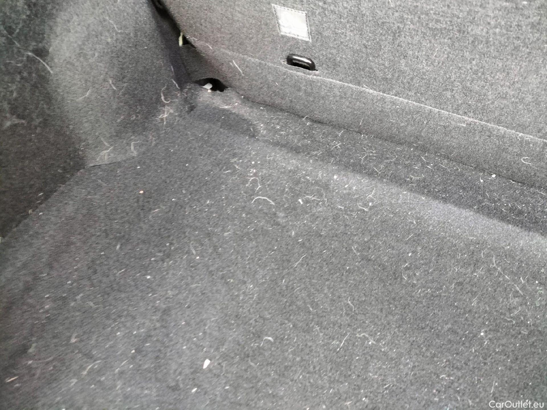  Citroen  C3 CITROEN  / 2020 / 5P / berlina con portón PureTech 60KW (83CV) Feel Pack #35