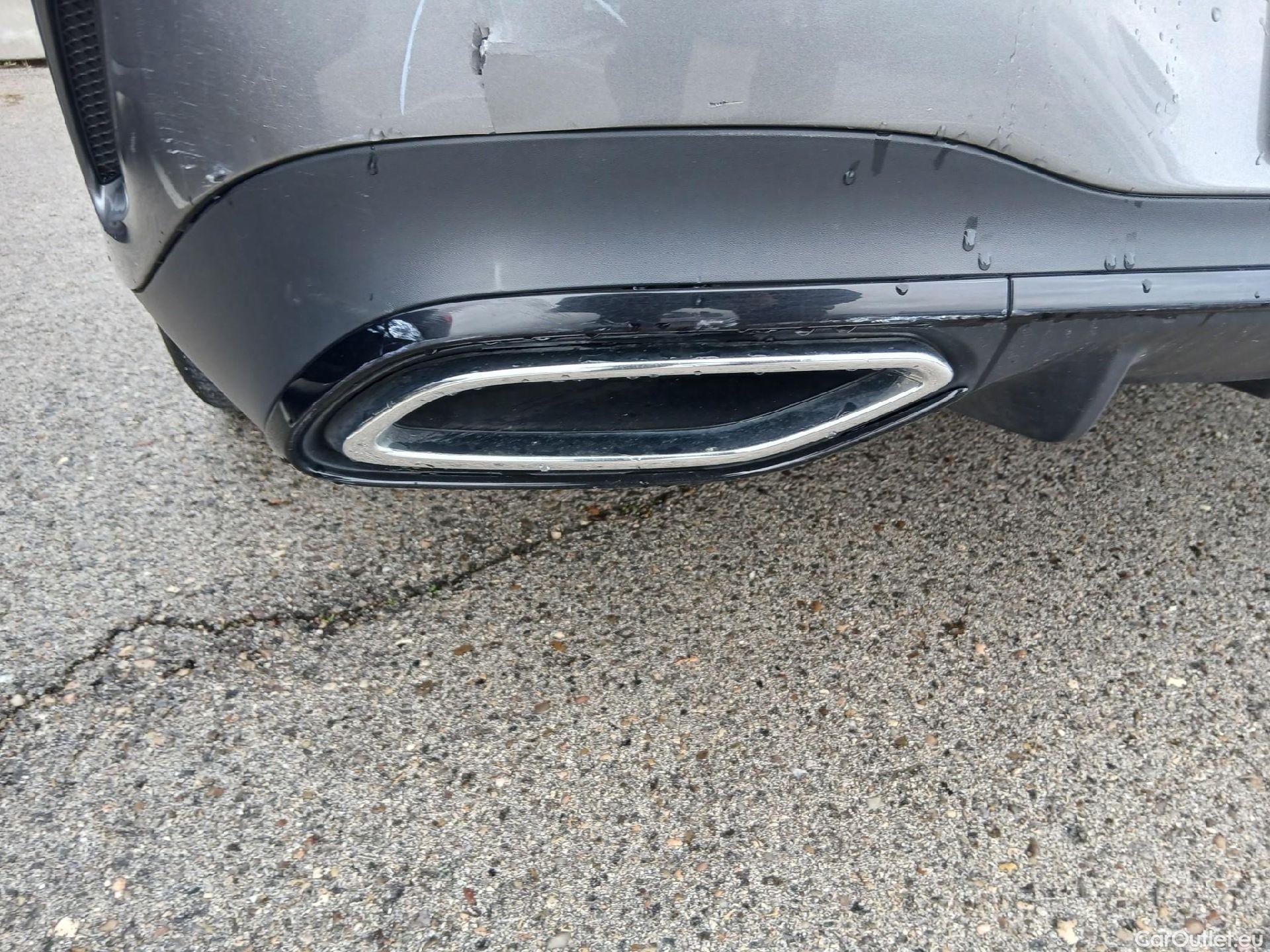  Mercedes  CLA-Klasse MERCEDES-BENZ CLA / 2019 / 4P / coupé CLA 200 #36