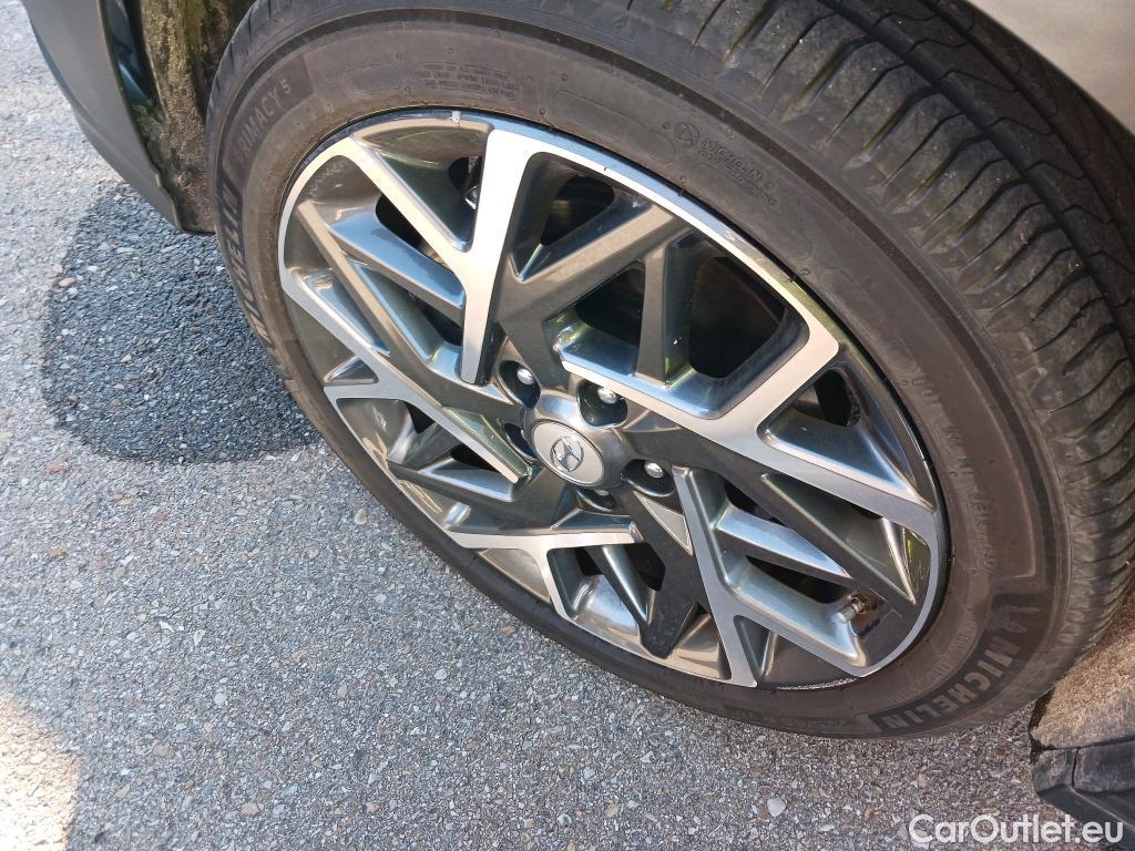  Hyundai  Konna HYUNDAI Kona / 2020 / 5P / todoterreno 1.6 GDI HEV Style Sky DCT #3