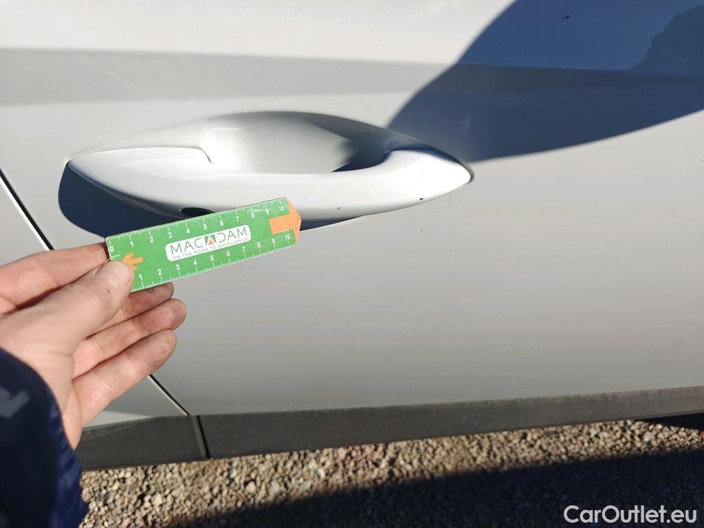  Hyundai  Tucson HYUNDAI  / 2020 / 5P / todoterreno 1.6 TGDI 169kW HEV Tecno Auto 2C #19