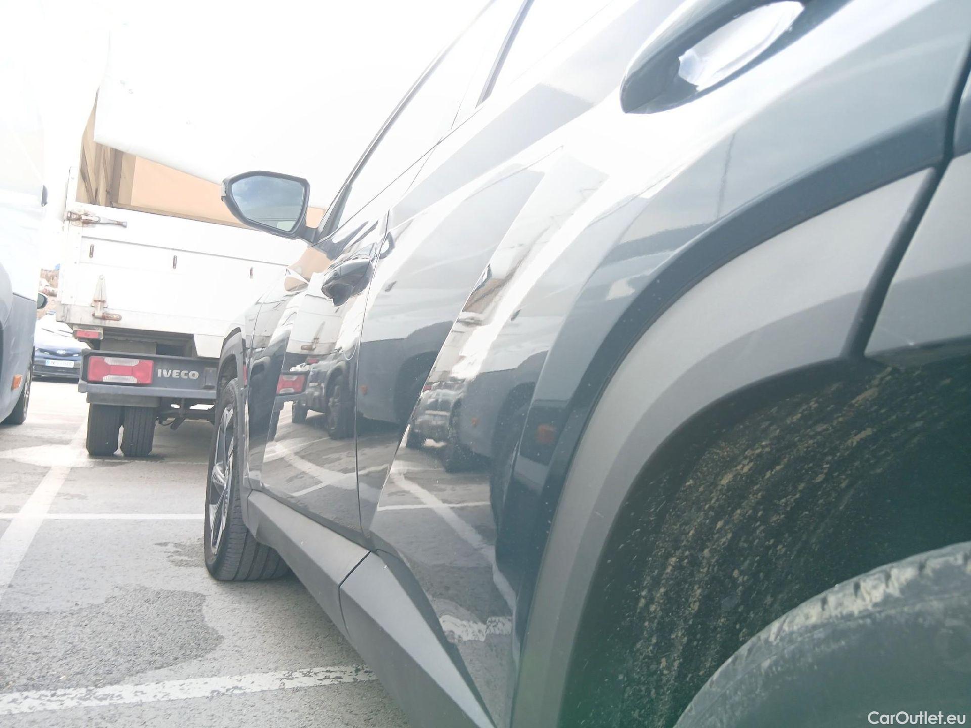  Hyundai  Tucson HYUNDAI  / 2020 / 5P / todoterreno 1.6 TGDI PHEV 195kW Tecno Sky Auto 4x4 #15