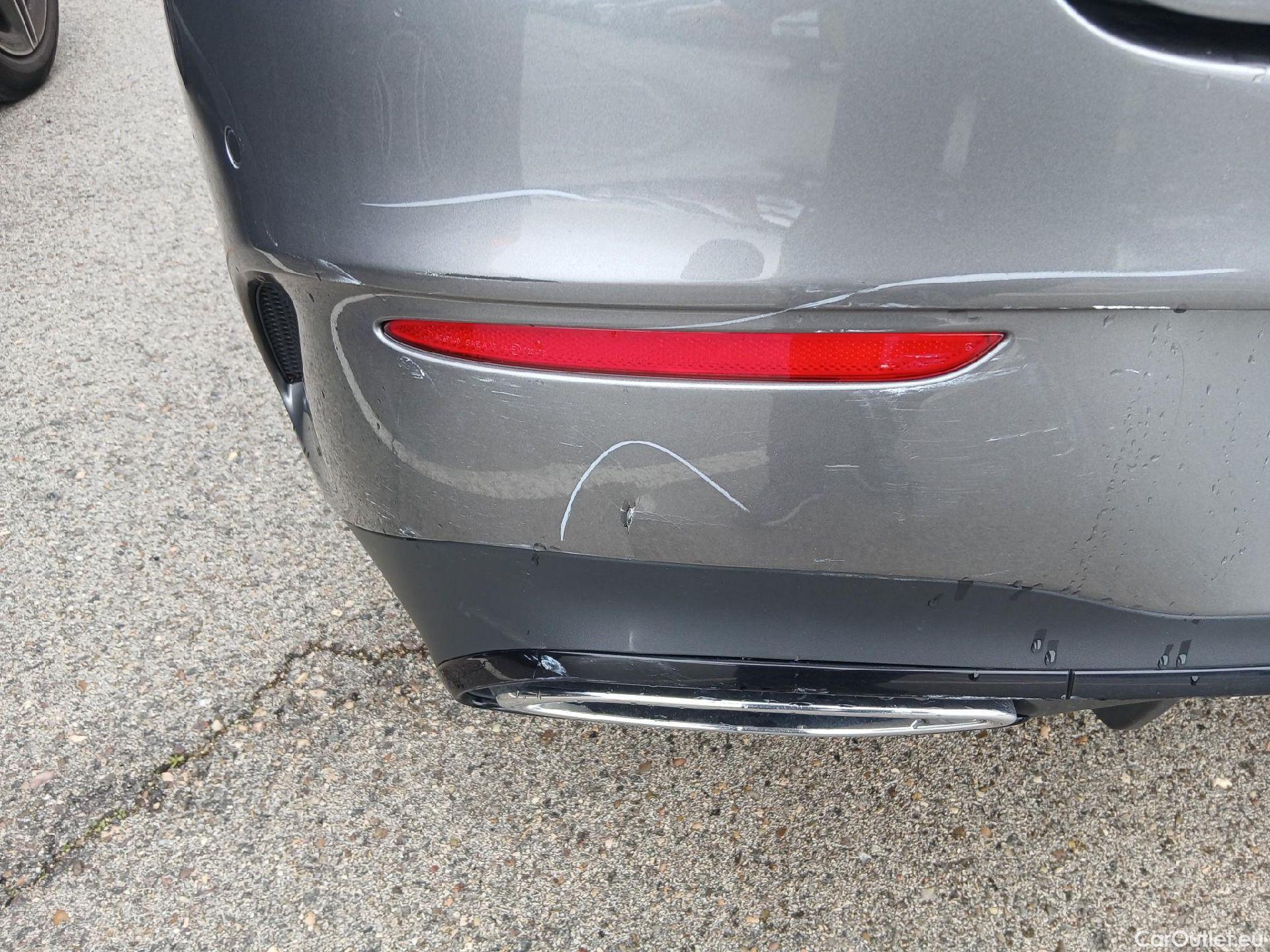  Mercedes  CLA-Klasse MERCEDES-BENZ CLA / 2019 / 4P / coupé CLA 200 #41