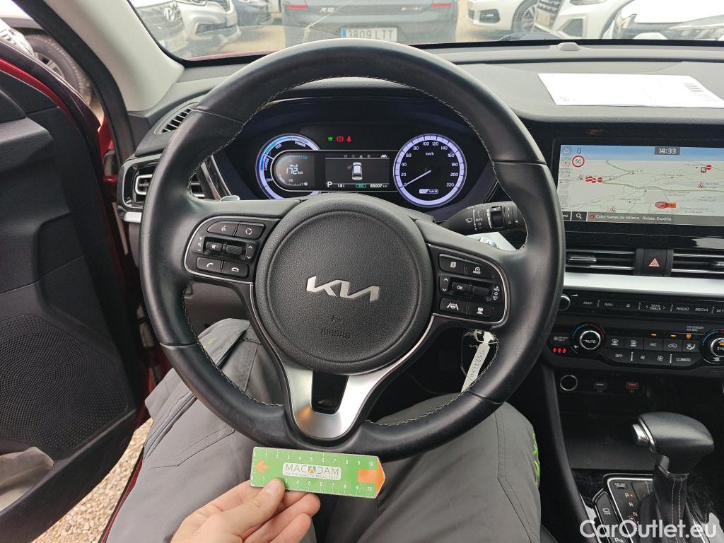  KIA  Niro KIA  / 2019 / 5P / crossover 1.6 GDi HEV 104kW (141CV) Drive #18
