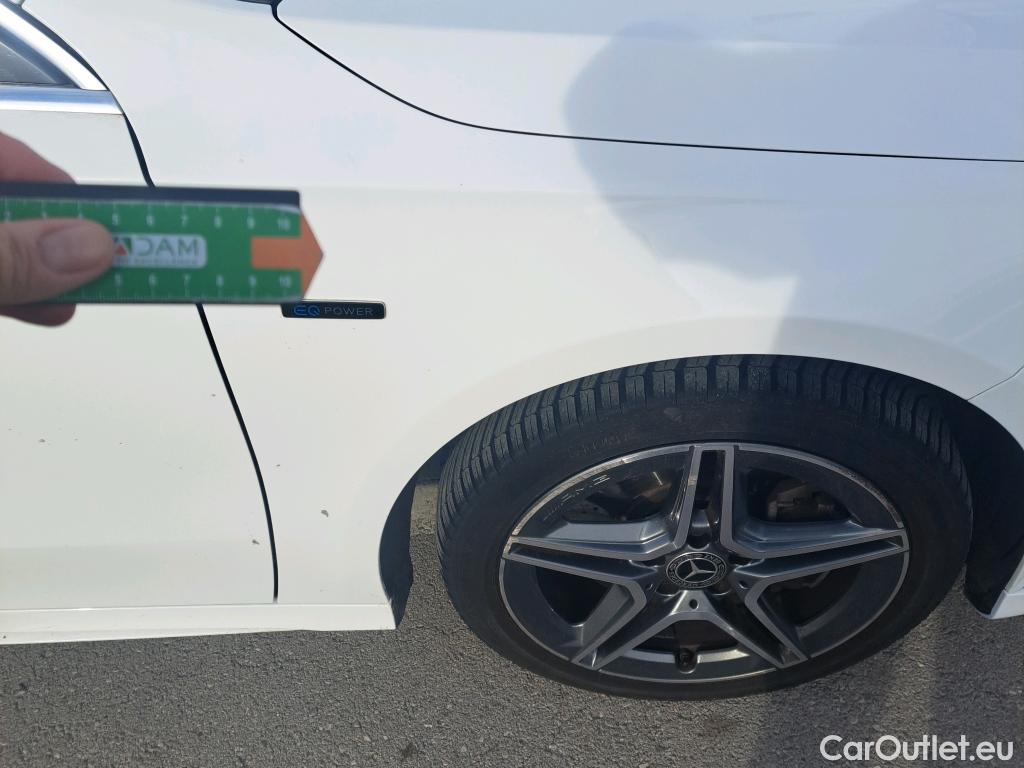  Mercedes  A-Klasse MERCEDES-BENZ Clase A / 2018 / 5P / berlina con portón A 250 e #17