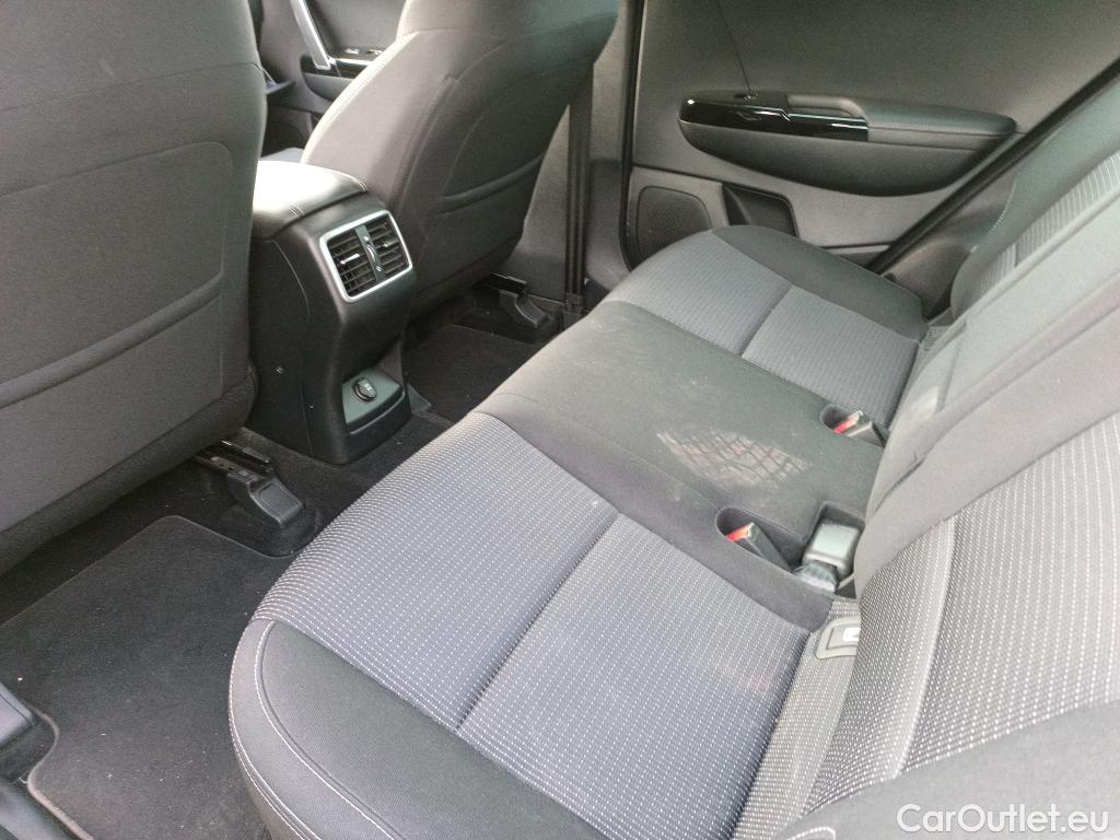  KIA  Sportage KIA  1.6MHEV Drive 100kW(136CV) 4x2(Crist Tintados)(CX) #12