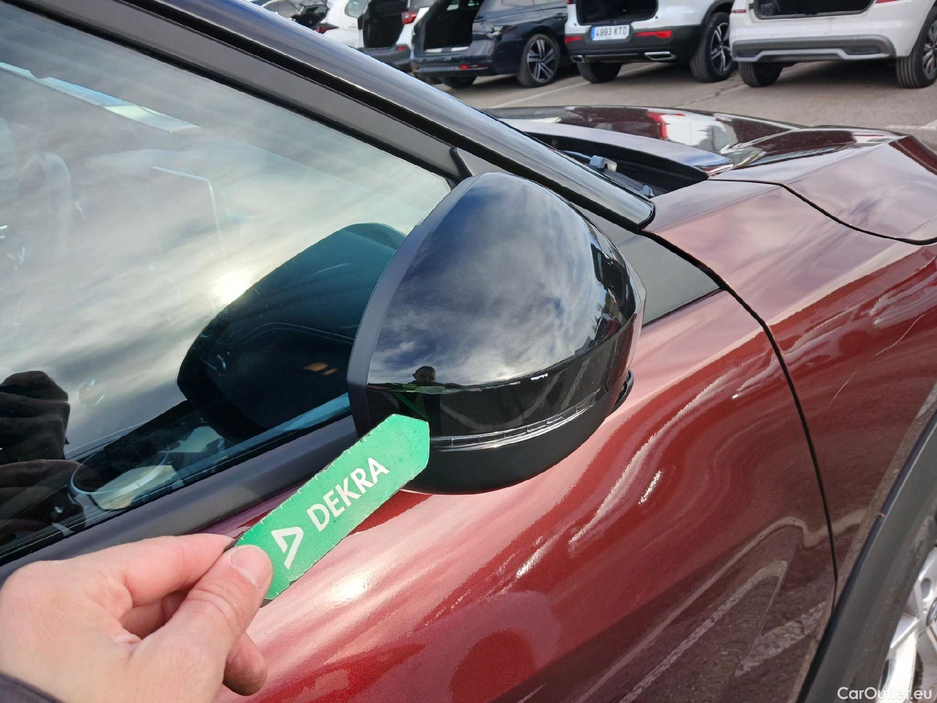  Nissan  Juke NISSAN  / 2019 / 5P / crossover DIG-T 84 kW (114 CV) 6M/T N-Connecta #34