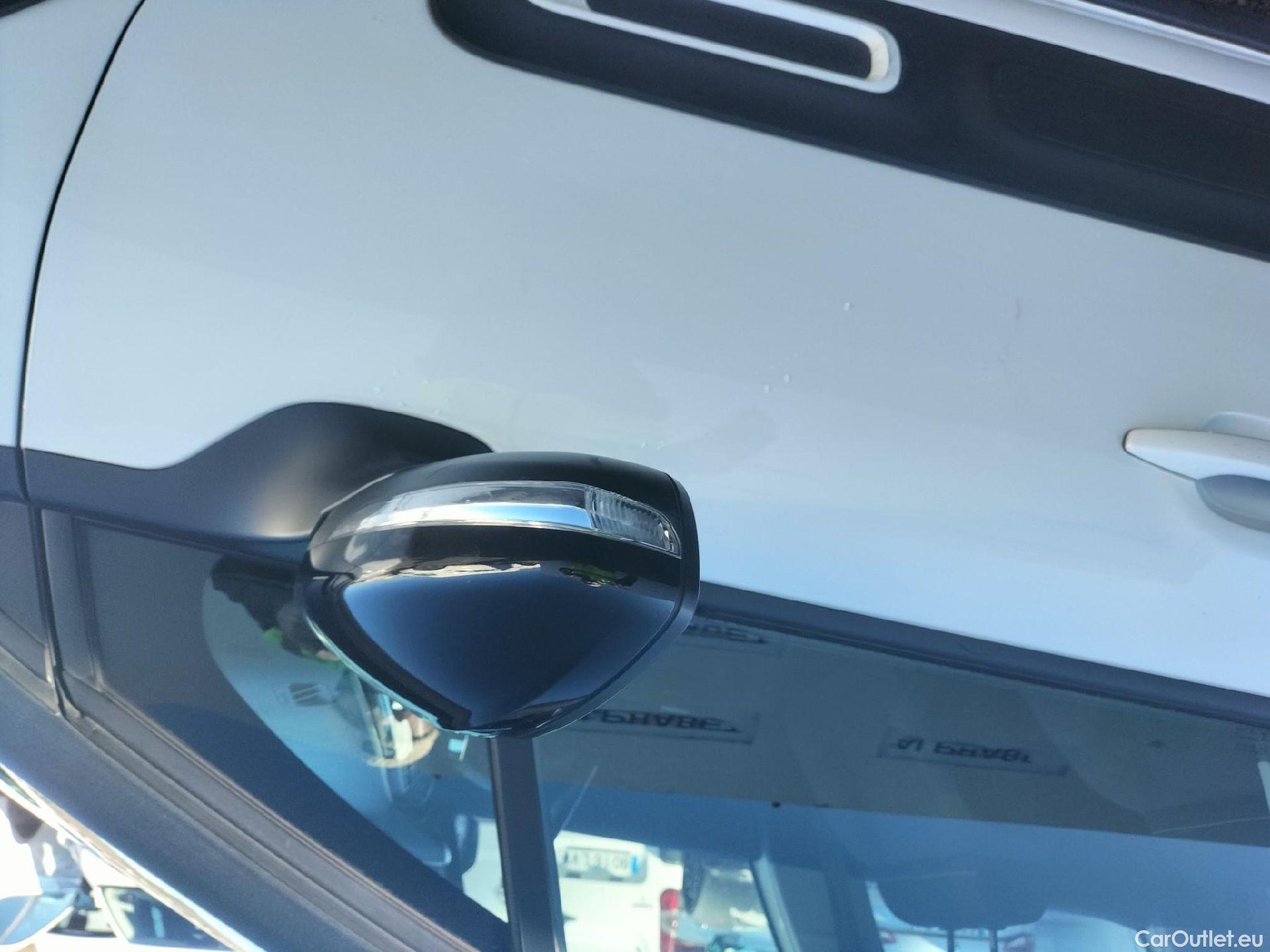  Citroen  C3 CITROEN  / 2020 / 5P / berlina con portón PureTech 60KW (83CV) Feel Pack #45