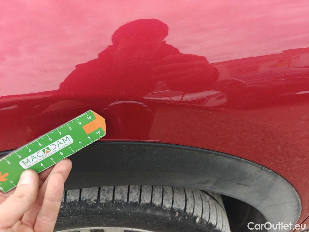  KIA  Niro KIA  / 2019 / 5P / crossover 1.6 GDi HEV 104kW (141CV) Drive #39