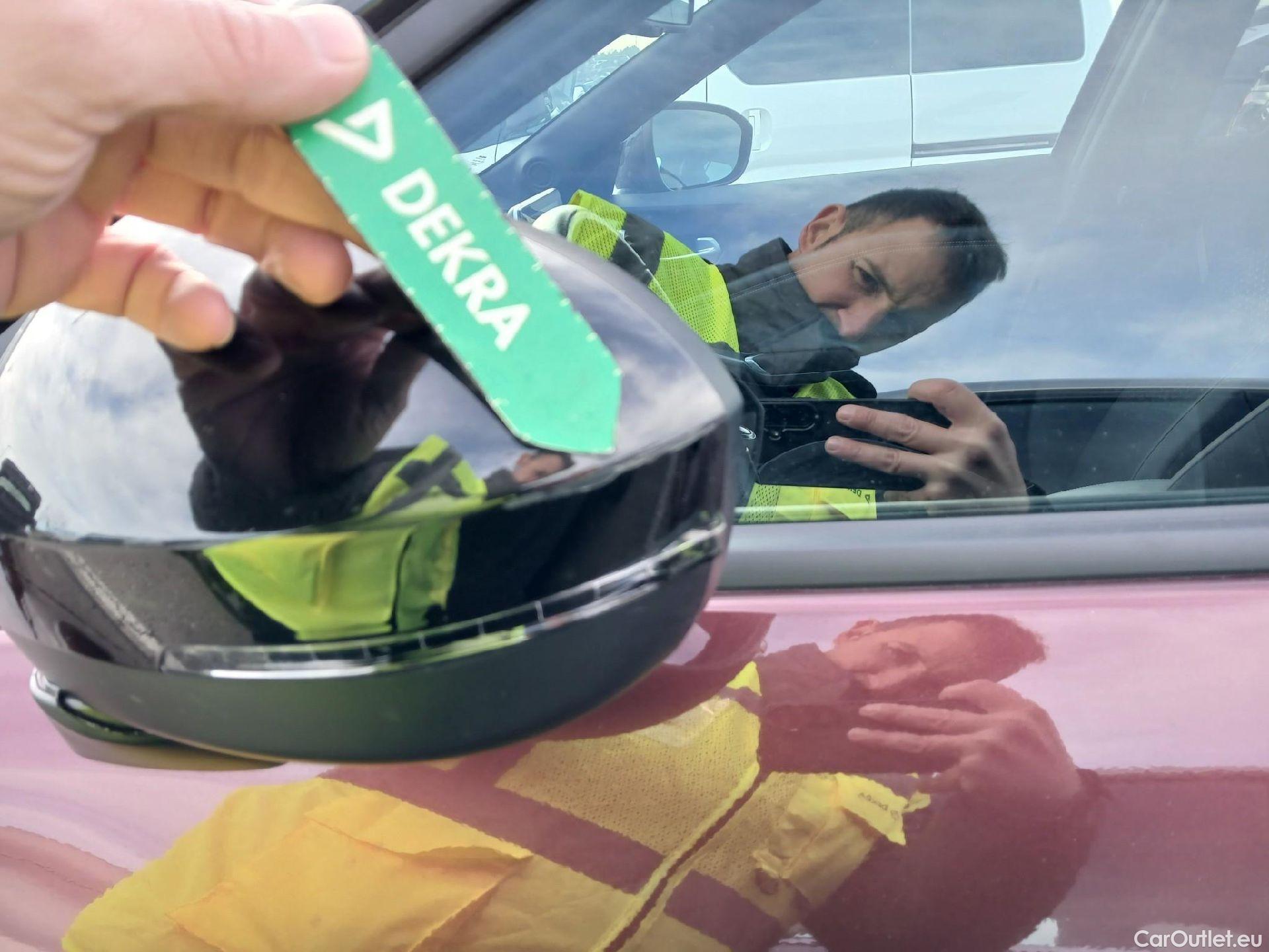  Nissan  Juke NISSAN  / 2019 / 5P / crossover DIG-T 84 kW (114 CV) 6M/T N-Connecta #11