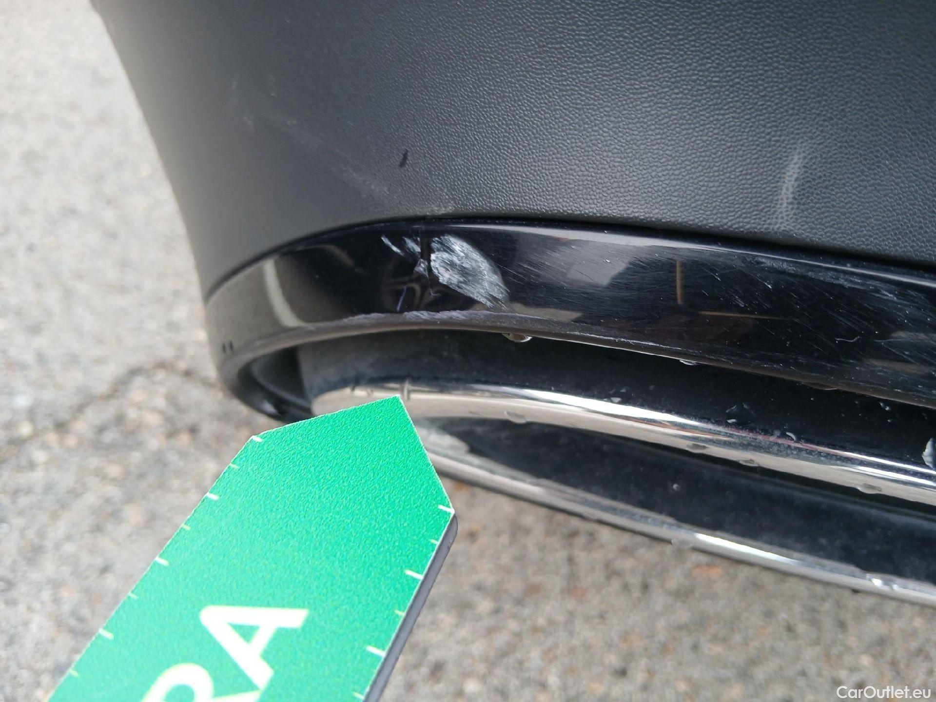  Mercedes  CLA-Klasse MERCEDES-BENZ CLA / 2019 / 4P / coupé CLA 200 #35