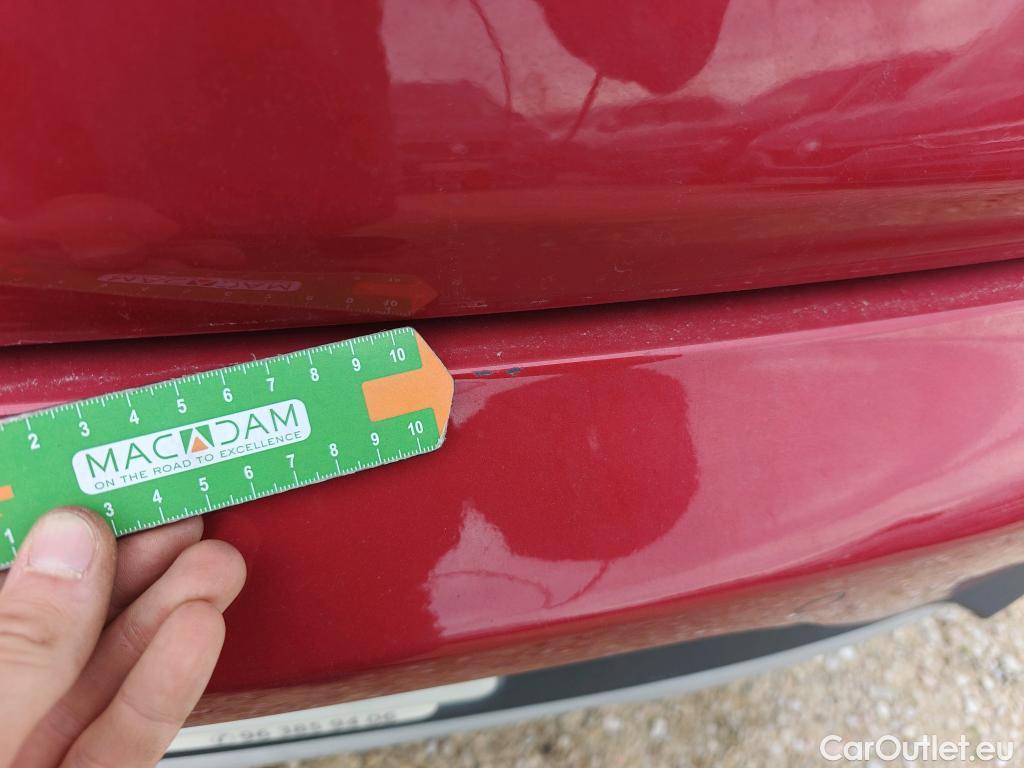  KIA  Niro KIA  / 2019 / 5P / crossover 1.6 GDi HEV 104kW (141CV) Drive #30