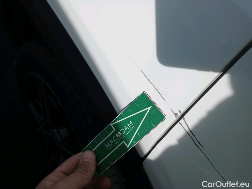  Mercedes  GLA MERCEDES-BENZ  / 2020 / 5P / todoterreno  250 e #16