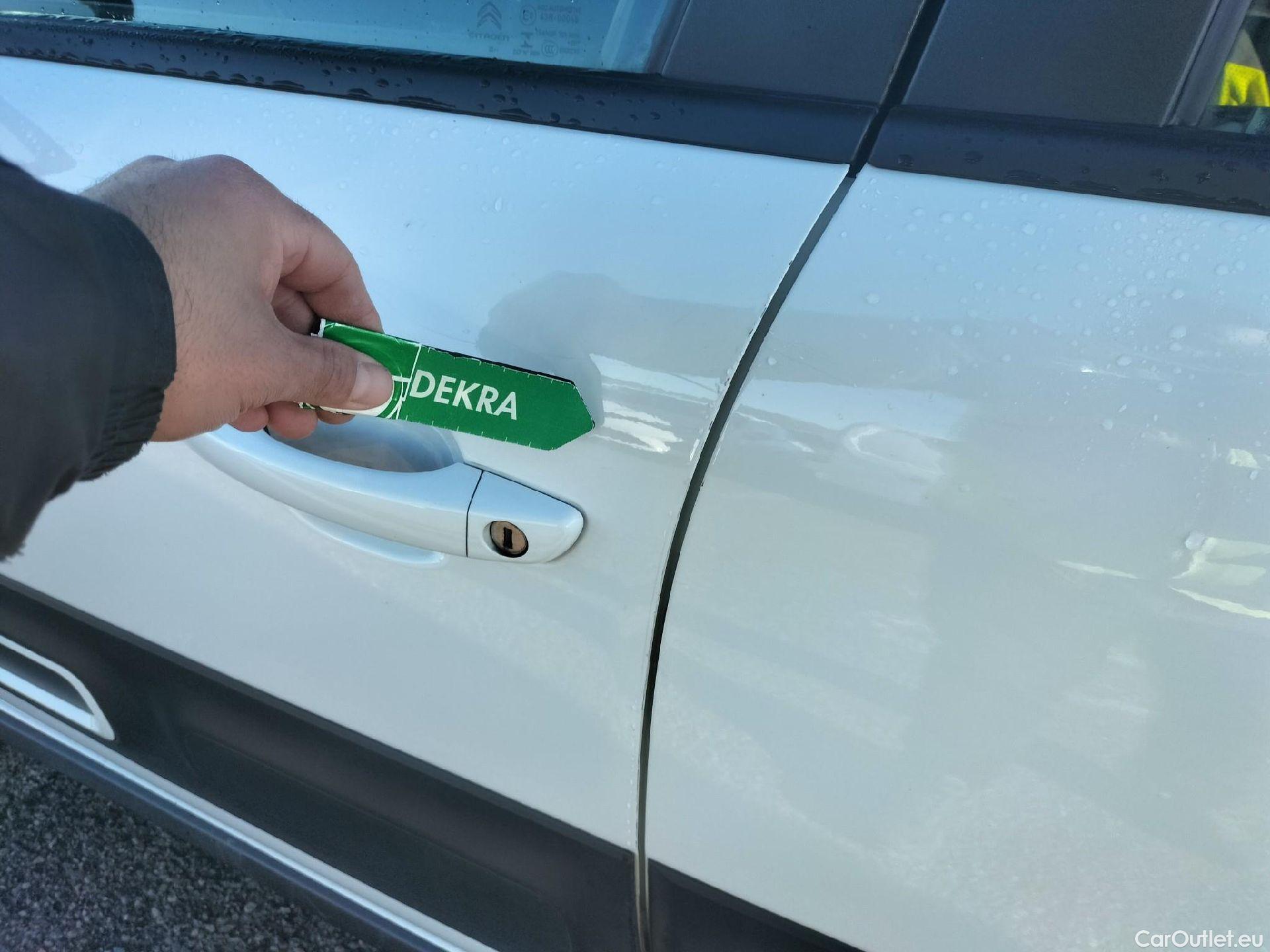  Citroen  C3 CITROEN  / 2020 / 5P / berlina con portón PureTech 60KW (83CV) Feel Pack #18