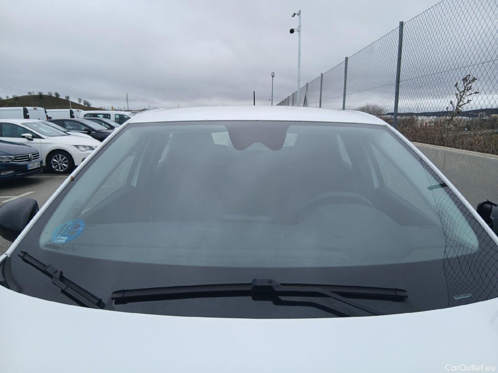  Renault  Captur RENAULT  / 2020 / 5P / todoterreno equilibre TCe 74 kW (100CV) GLP #1