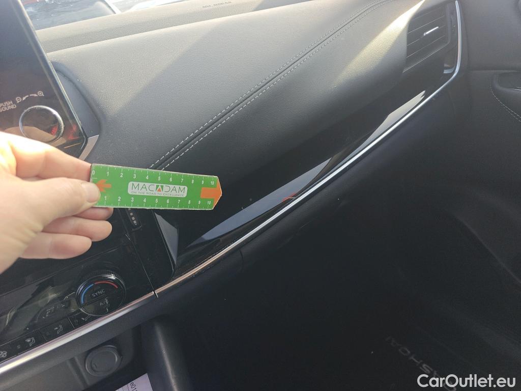  Nissan  Qashqai NISSAN  / 2021 / 5P / todoterreno DIG-T 116kW Xtronic N-Connecta (Skyline) #5