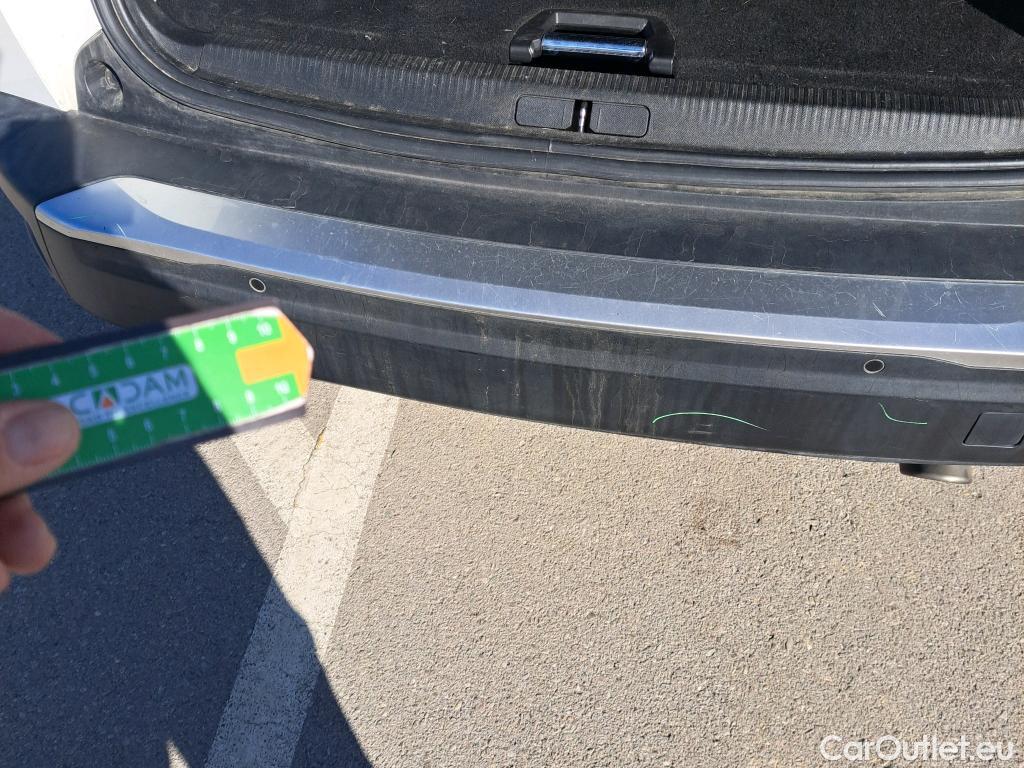  Peugeot  2008 PEUGEOT  / 2019 / 5P / todoterreno Allure BlueHDI 81kW (110CV) #27