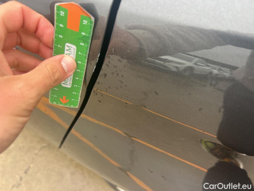  Peugeot  308 PEUGEOT  / 2017 / 5P / berlina con portón 5P Active Pack BlueHDi 100 S&S (AC) #13