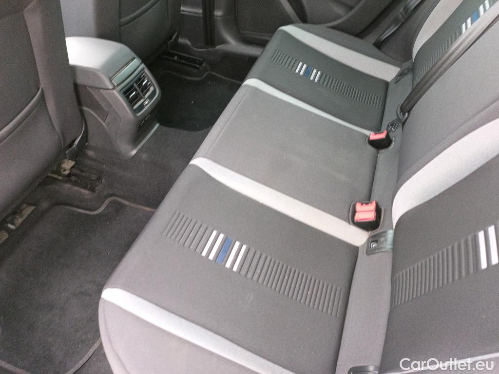  Seat  Leon SEAT León / 2016 / 5P / berlina con portón 1.5 TSI 95kW (130CV) St&Sp Style Visio Edition #17