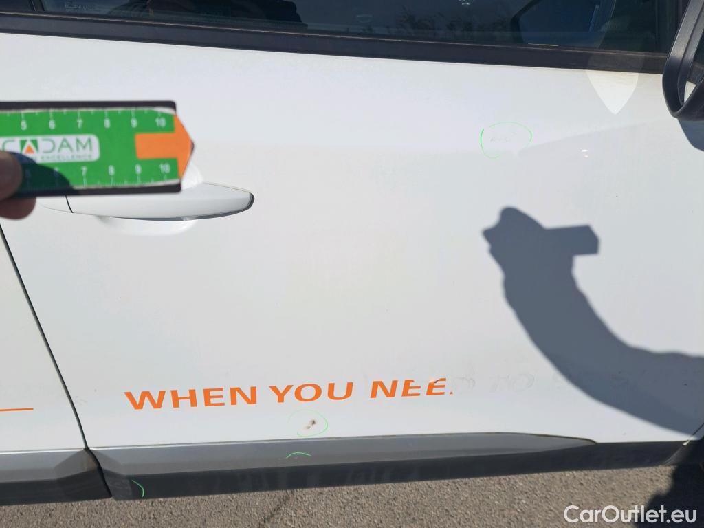  Peugeot  2008 PEUGEOT  / 2019 / 5P / todoterreno Allure BlueHDI 81kW (110CV) #34