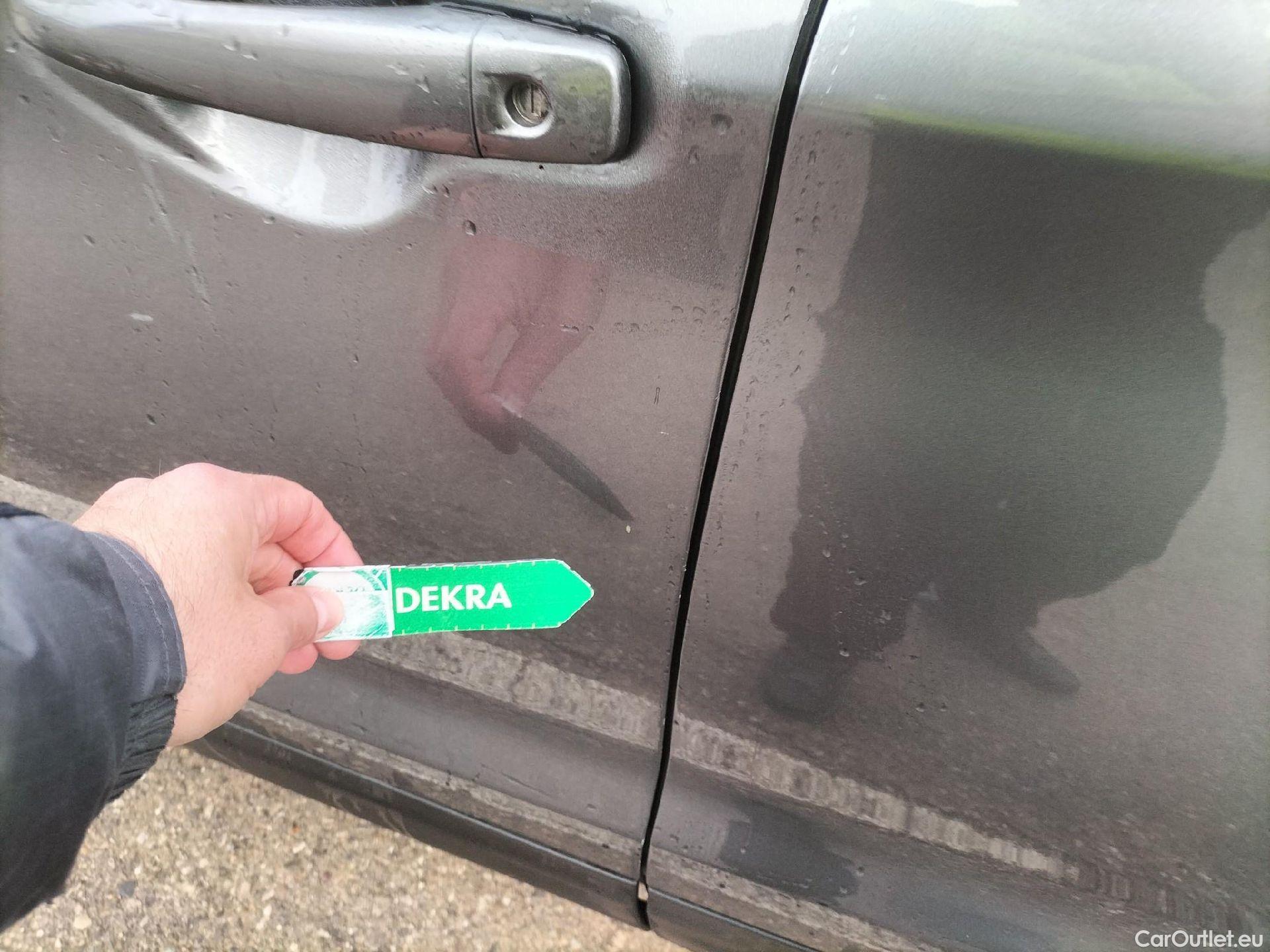  Nissan  Qashqai NISSAN  / 2017 / 5P / todoterreno DIG-T 103 kW (140 CV) E6D ACENTA #5