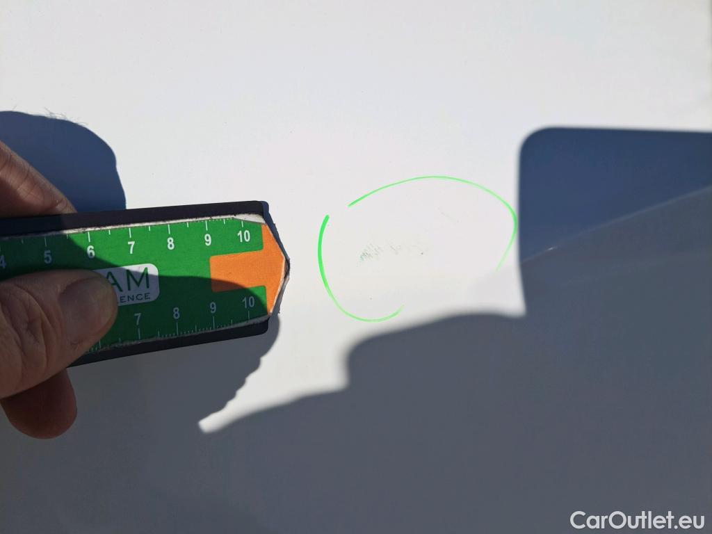  Peugeot  2008 PEUGEOT  / 2019 / 5P / todoterreno Allure BlueHDI 81kW (110CV) #36