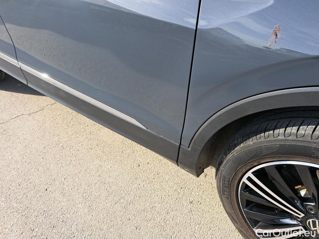  Volkswagen  Tiguan VOLKSWAGEN  / 2020 / 5P / todoterreno Life 1.4 TSI eHybrid 180kW (245CV) DSG #33