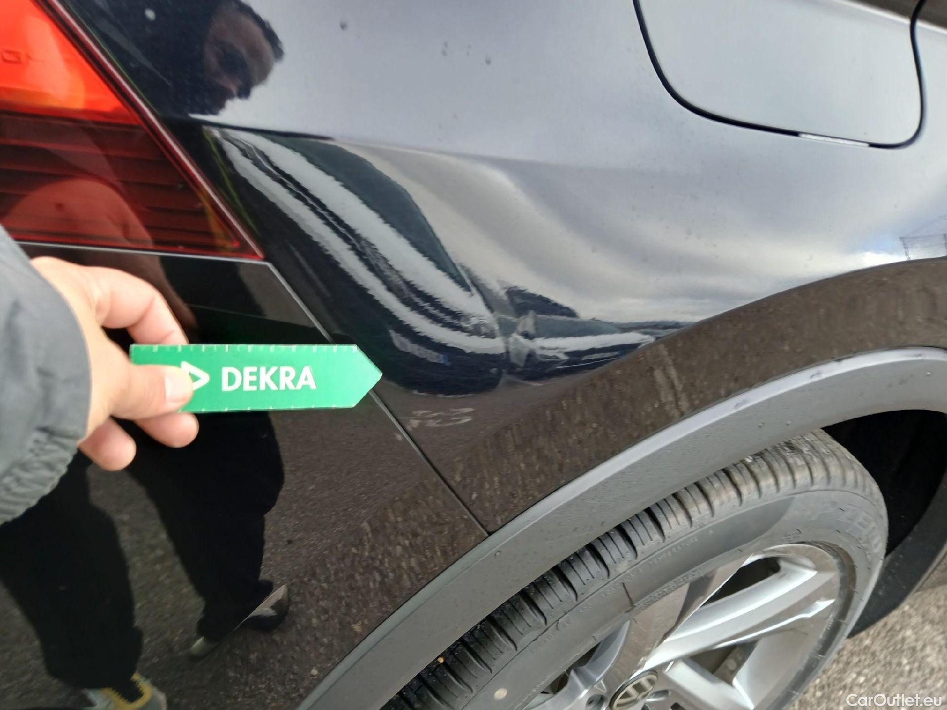  Volkswagen  Tiguan VOLKSWAGEN  / 2020 / 5P / todoterreno R-Line 2.0 TDI 110kW (150CV) DSG #19