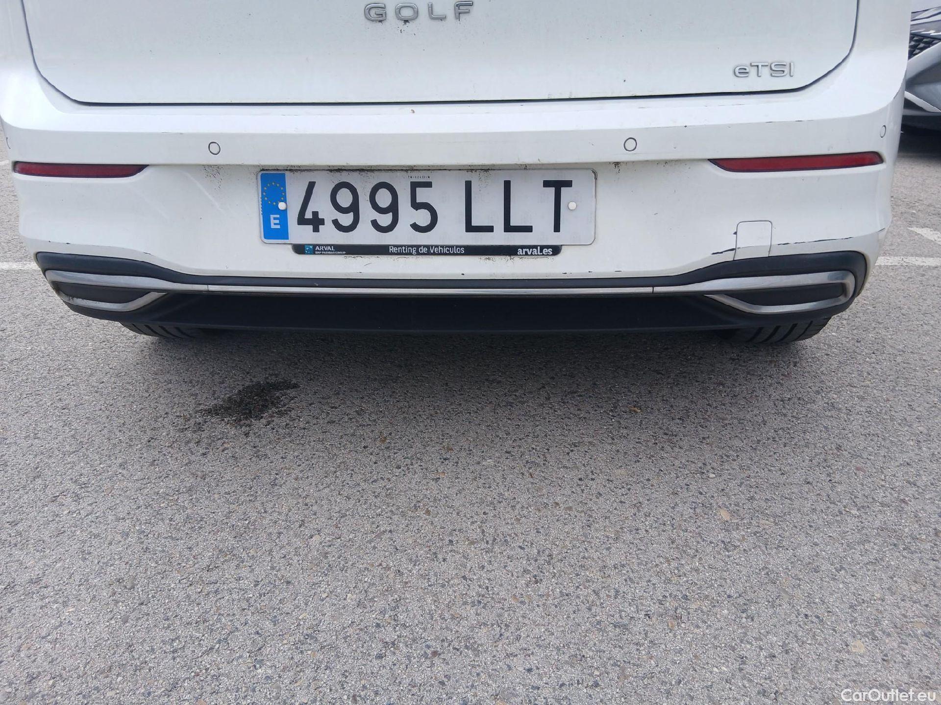  Volkswagen  Golf  VOLKSWAGEN / 2020 / 5P / berlina con portón Style 1.5 eTSI 110kW (150CV) DSG #16