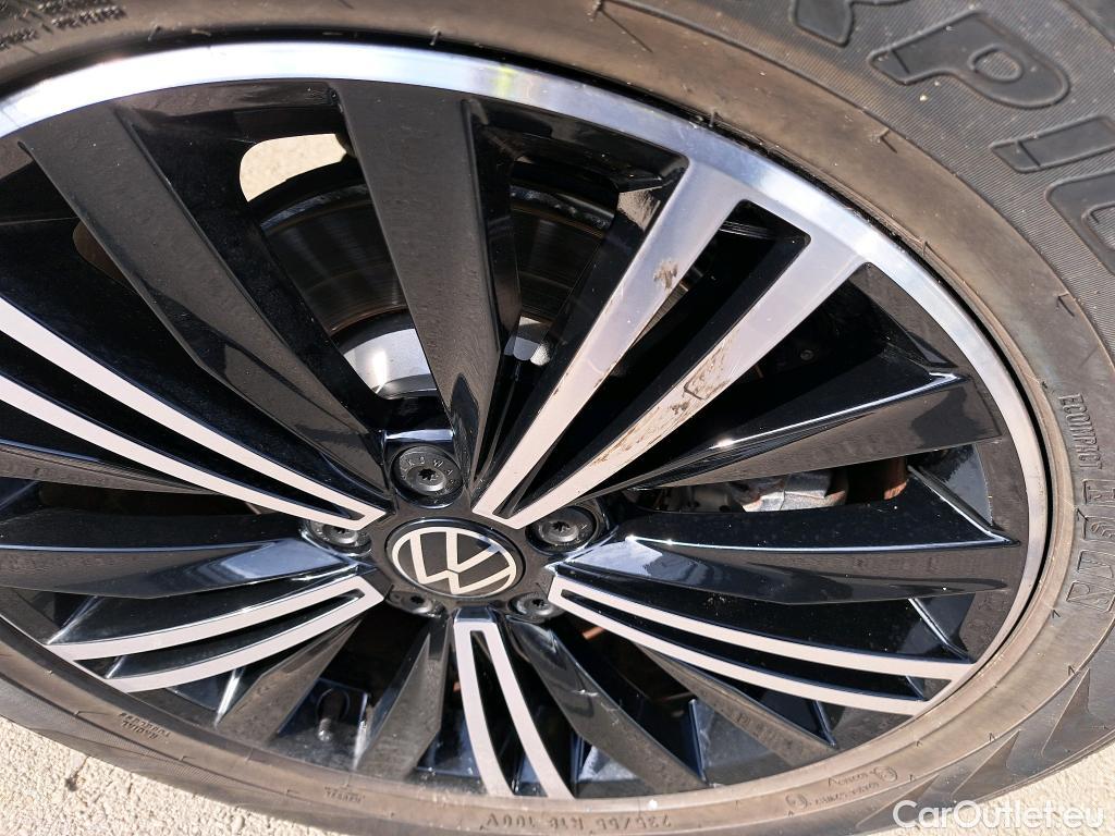  Volkswagen  Tiguan VOLKSWAGEN  / 2020 / 5P / todoterreno Life 1.4 TSI eHybrid 180kW (245CV) DSG #4