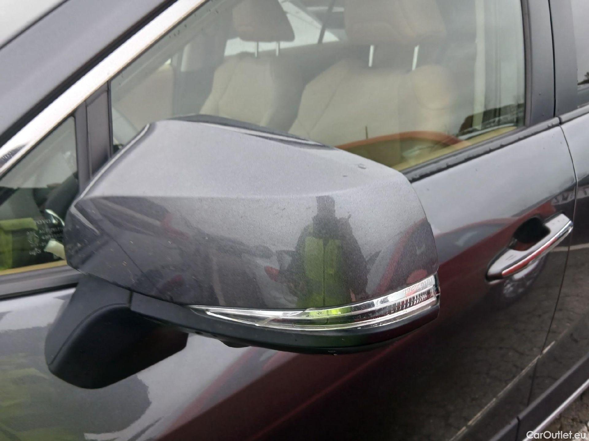  Toyota  RAV4 TOYOTA  / 2018 / 5P / todoterreno 2.5l 220H Luxury #5