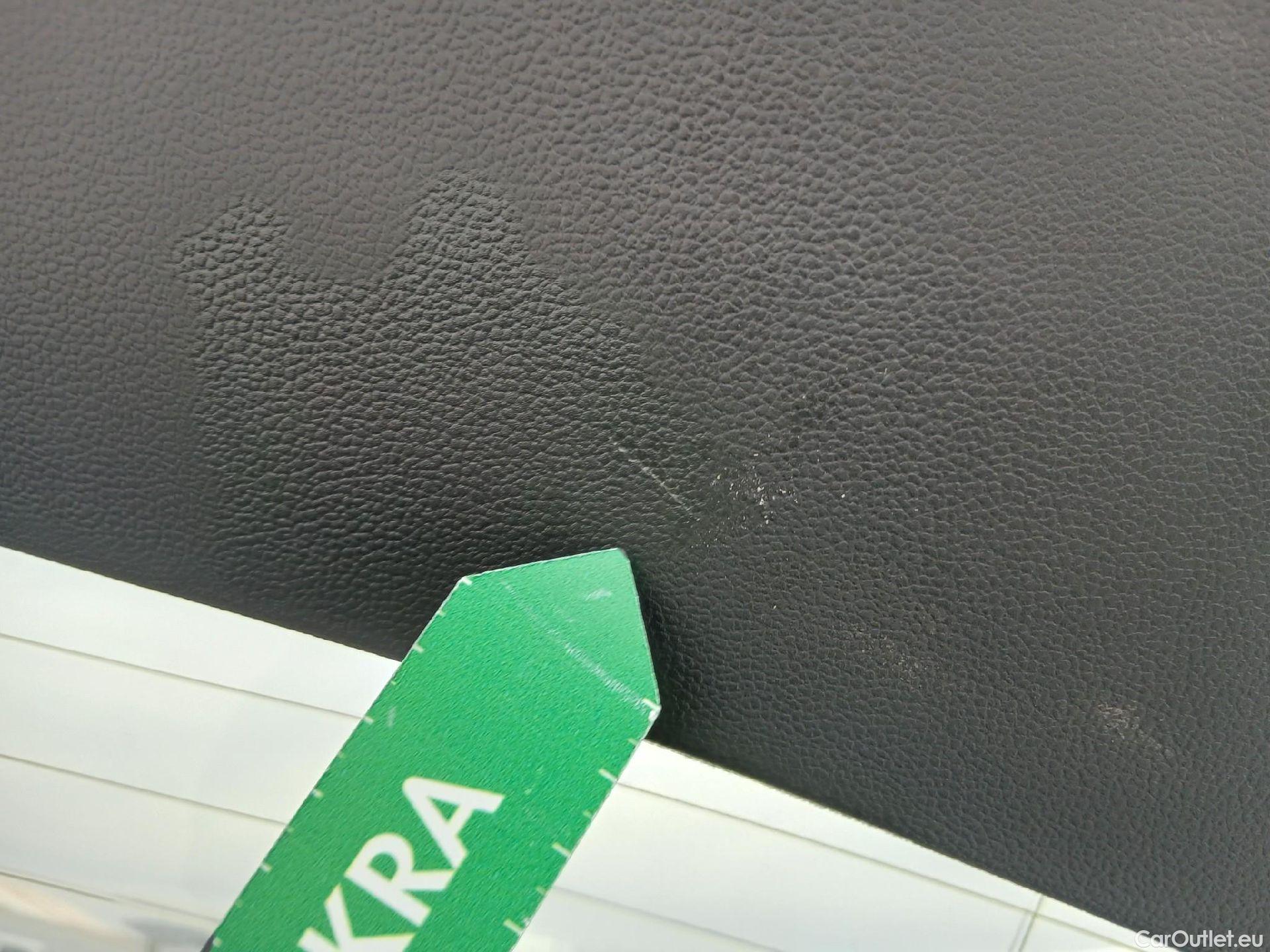  Volkswagen  Golf  VOLKSWAGEN / 2020 / 5P / berlina con portón Style 1.5 eTSI 110kW (150CV) DSG #14