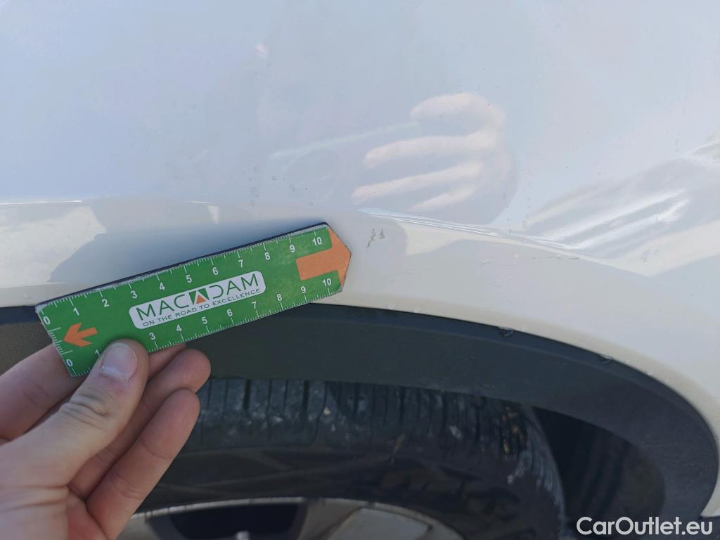  Volvo  XC 40 VOLVO XC40 / 2017 / 5P / todoterreno 2.0 B4 G AWD Momentum Pro Auto #17