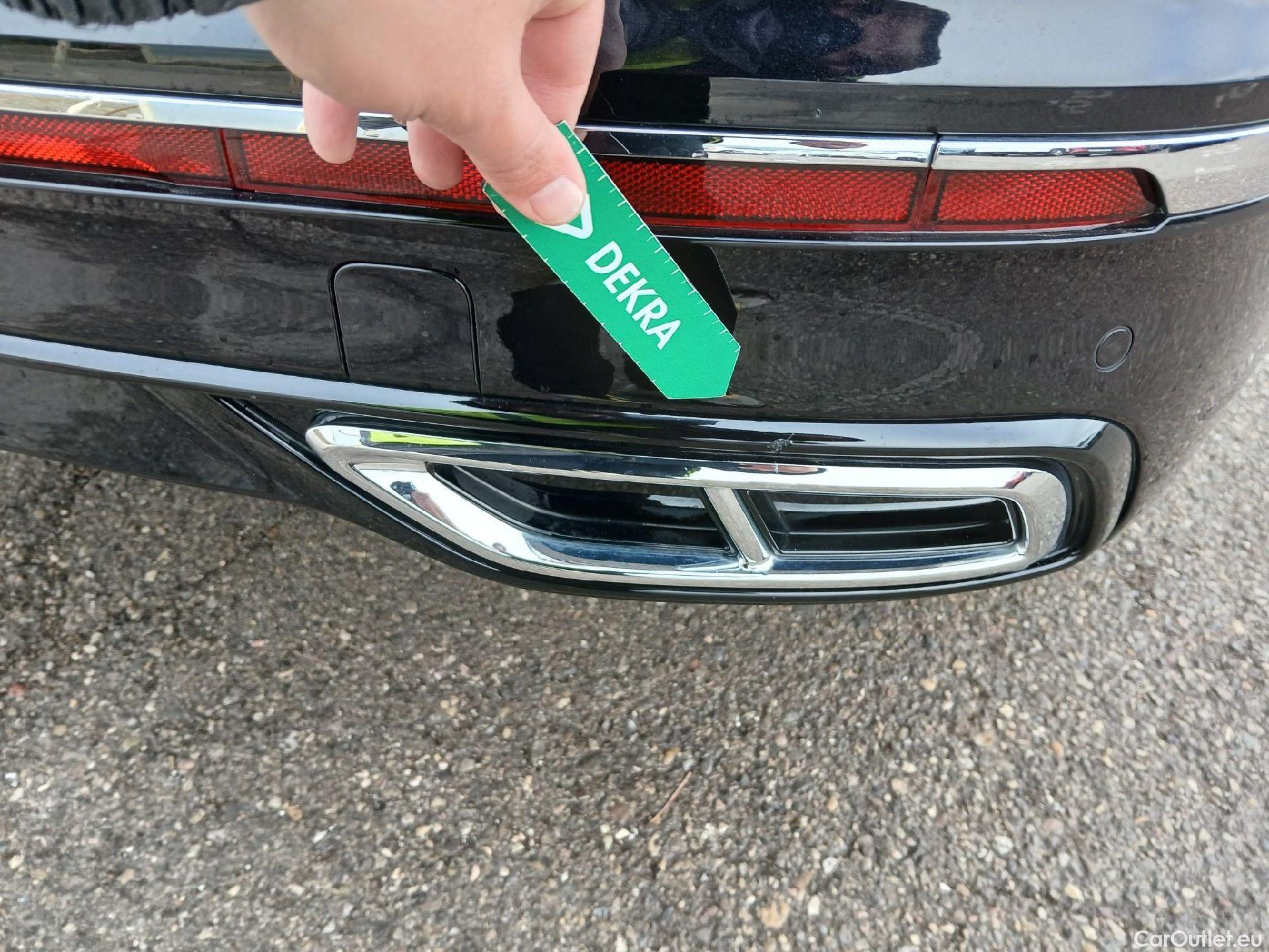  Volkswagen  Tiguan VOLKSWAGEN  / 2020 / 5P / todoterreno R-Line 2.0 TDI 110kW (150CV) DSG #18