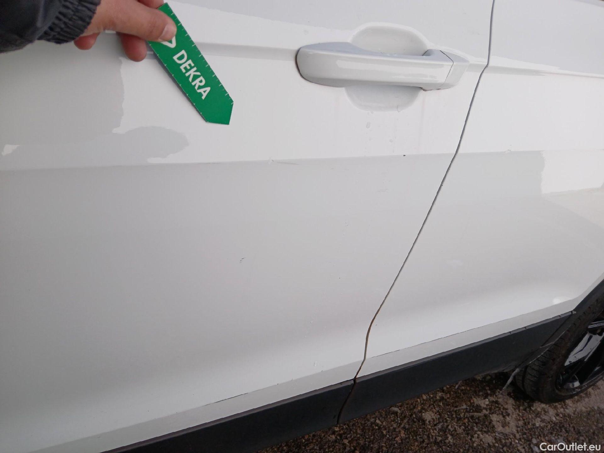  Volkswagen  T-CROSS VOLKSWAGEN  / 2018 / 5P / todoterreno Sport 1.5 TSI 110kW (150CV) DSG #13