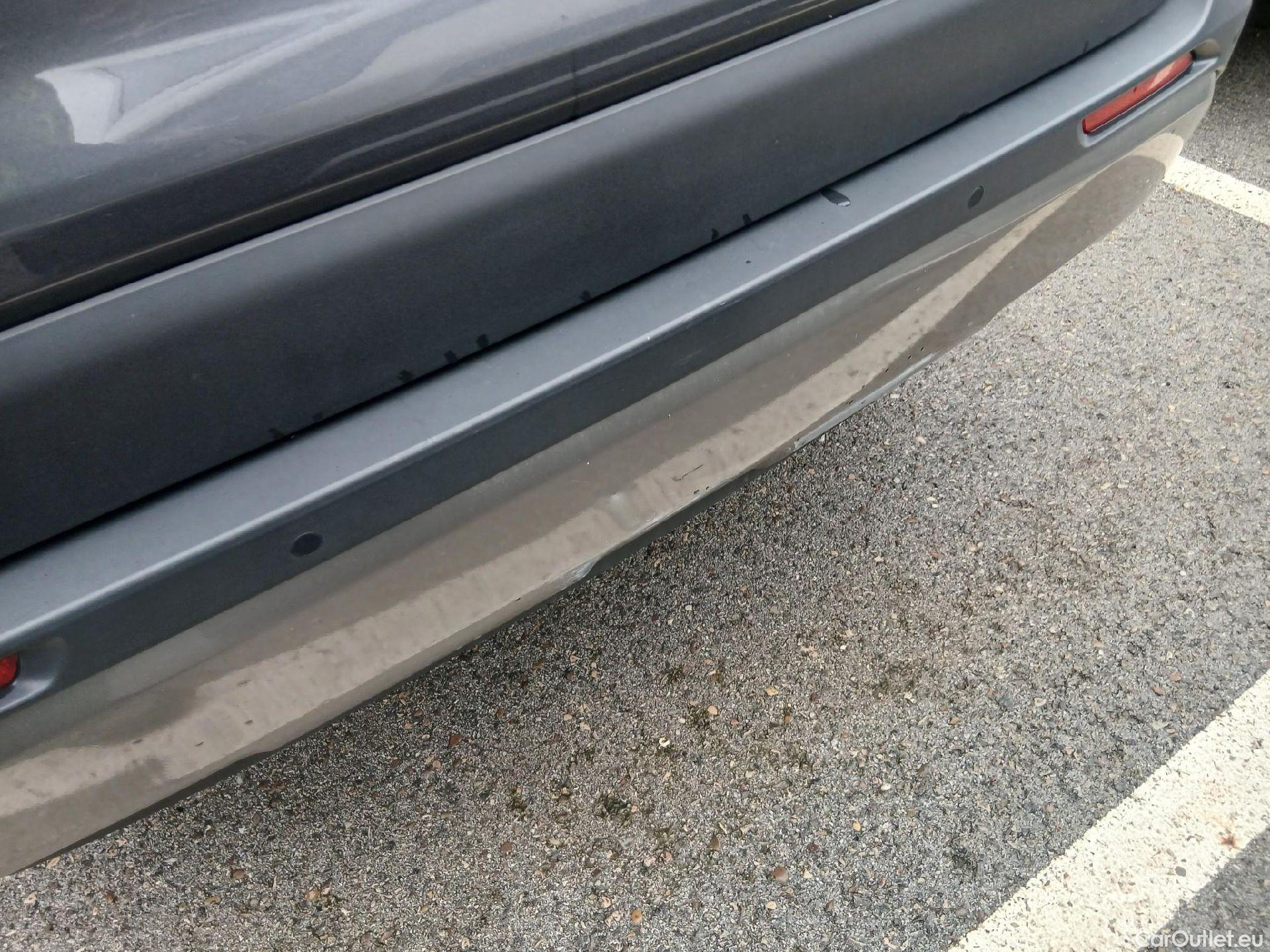  Toyota  RAV4 TOYOTA  / 2018 / 5P / todoterreno 2.5l 220H Luxury #9