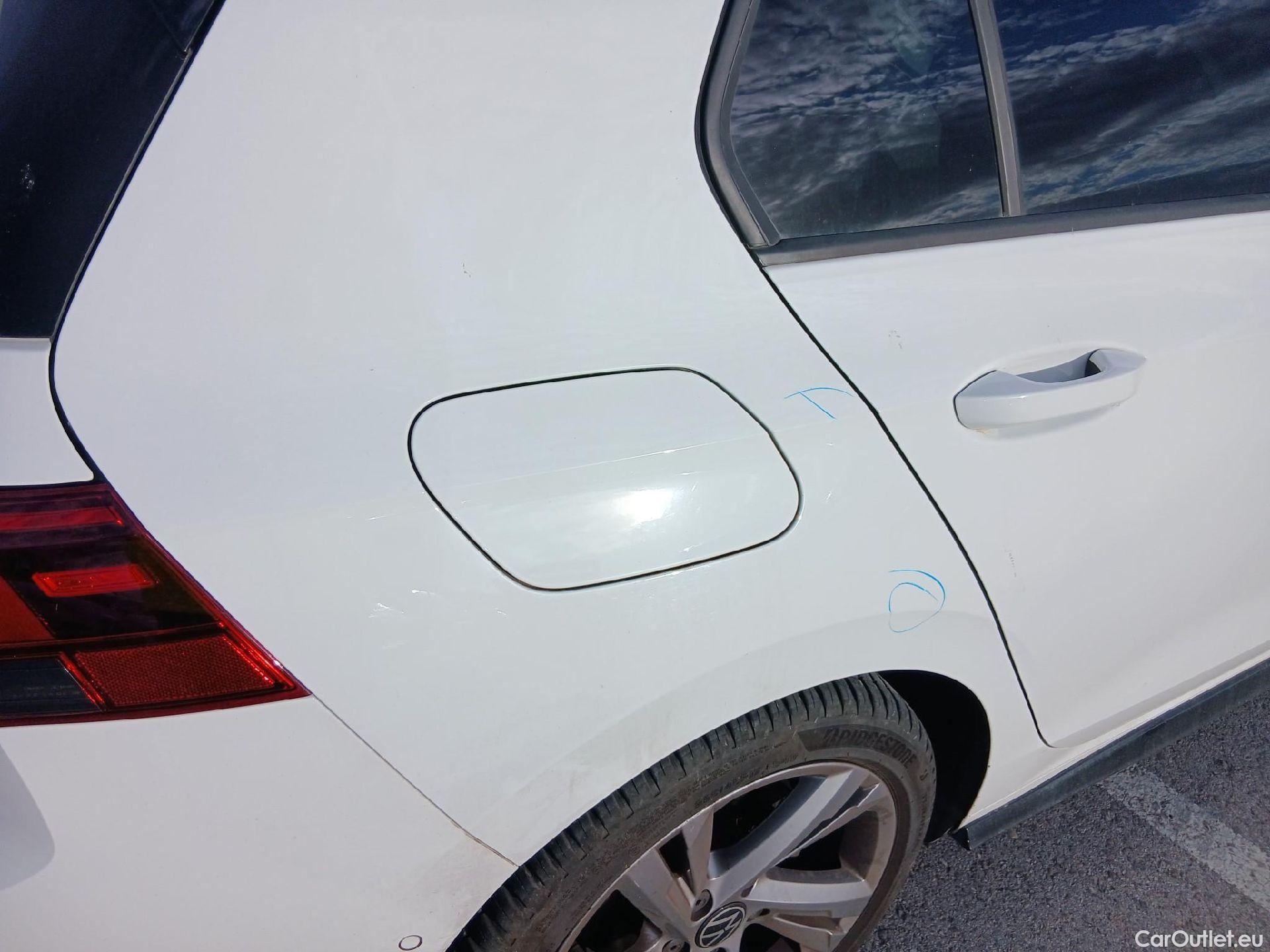  Volkswagen  Golf  VOLKSWAGEN / 2020 / 5P / berlina con portón R-Line 2.0 TDI 110kW (150CV) DSG #27